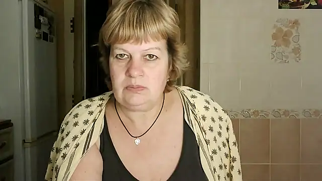 Snapshot of Ettie_Tonia chatting on 9, 2, 2025 Ettie Tonia online show from 9, 2, 2025