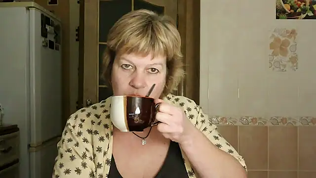 Snapshot of Ettie_Tonia chatting on 14, 2, 2025 Ettie Tonia online show from 14, 2, 2025