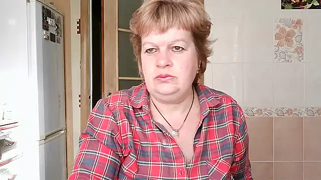 Snapshot of Ettie_Tonia chatting on 4, 3, 2025 Ettie Tonia online show from 4, 3, 2025