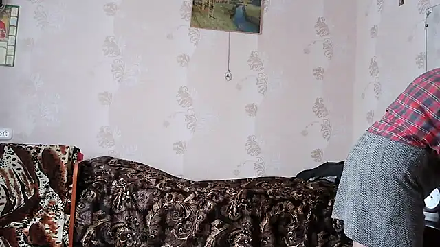 Snapshot of Ettie_Tonia chatting on 13, 10, 2025 Ettie Tonia online show from 13, 10, 2025