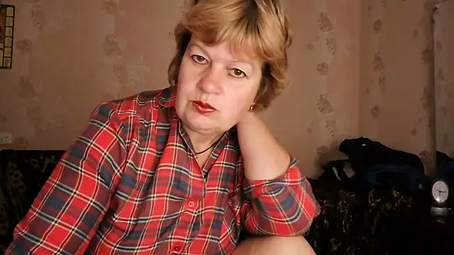 Snapshot of Ettie_Tonia chatting on 24, 11, 2025 Ettie Tonia online show from 24, 11, 2025