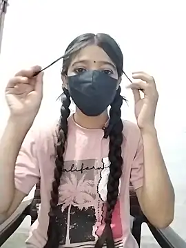 Snapshot of Cute-Ridhima chatting on 22, 6, 2026 Cute-Ridhima online show from 22, 6, 2026