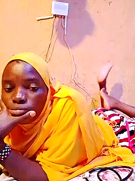 QUEEN-NAIMA online show from 14, 11, 2025