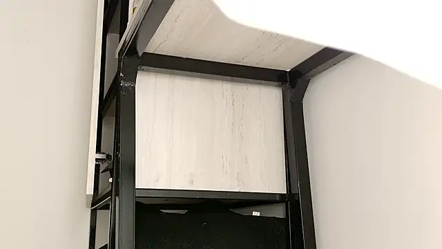 gigilovedback online show from 12, 4, 2026