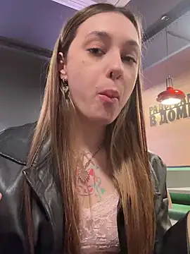 Snapshot of Cherry____Pie chatting on 1, 2, 2025 Cherry Pie online show from 1, 2, 2025