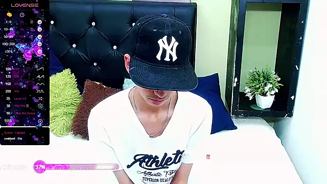 Snapshot of ttimy_x_boy chatting on 20, 12, 2024 ttimy x boy online show from 20, 12, 2024