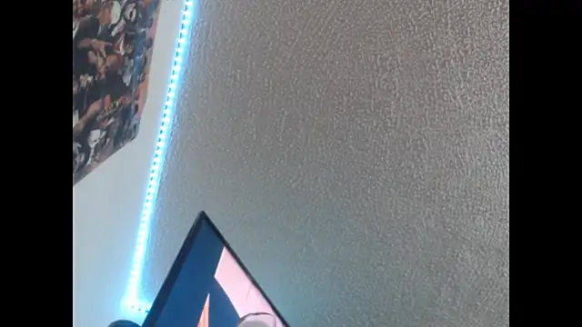 Snapshot of lorenitha_20 chatting on 2, 10, 2025 lorenitha 20 online show from 2, 10, 2025