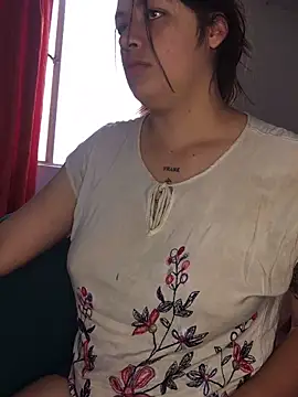 Miss oliviaa online show from 30, 10, 2025