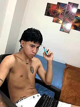 logannth online show from 30, 10, 2025