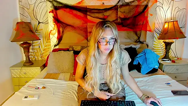 amazing dolltsx online show from 21, 10, 2025