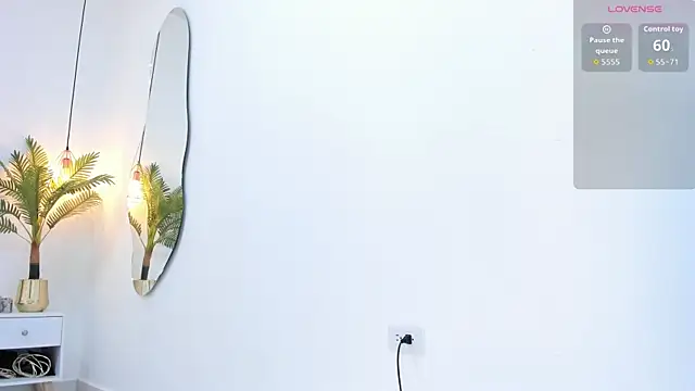 Snapshot of Brittany_cute18 chatting on 22, 9, 2025 Brittany cute18 online show from 22, 9, 2025