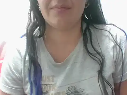  karlie kloss  online show from 10, 1, 2025