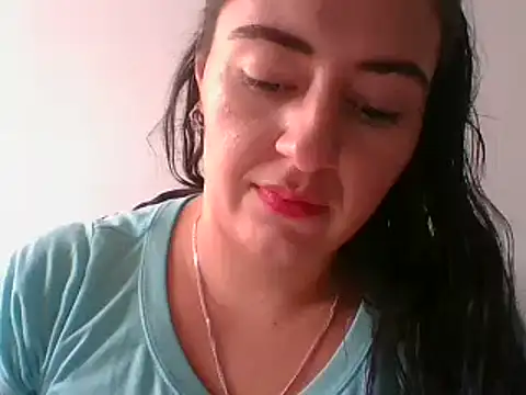  karlie kloss  online show from 1, 2, 2025