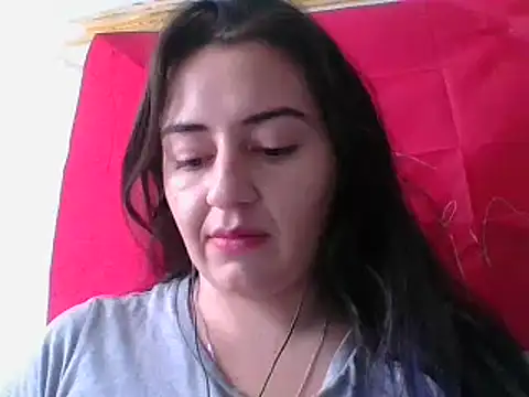  karlie kloss  online show from 21, 3, 2025