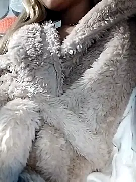 fofinhaa12 online show from 27, 11, 2025