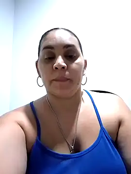 MirandaSoto online show from 2, 2, 2025