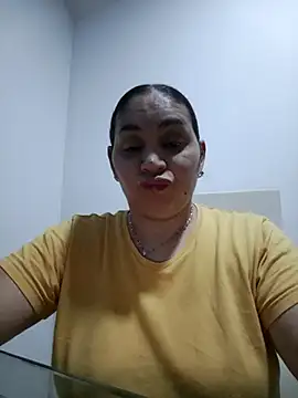 Snapshot of MirandaSoto chatting on 19, 4, 2026 MirandaSoto online show from 19, 4, 2026