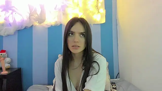 britny clouds online show from 7, 12, 2024