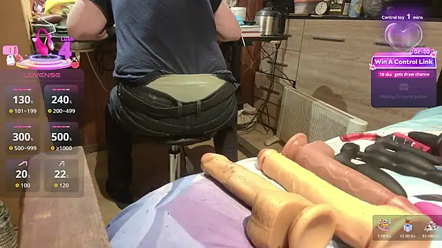 Snapshot of misteryman1956 chatting on 5, 5, 2026 misteryman1956 online show from 5, 5, 2026