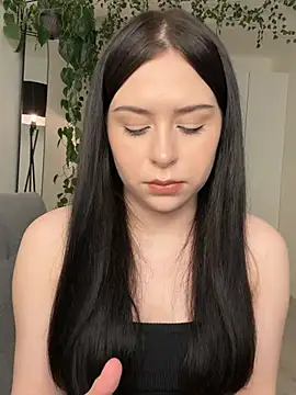  SweetCandyy online show from 26, 1, 2025