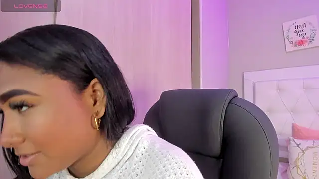 nicole  parker1 online show from 1, 6, 2026