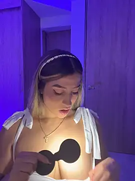 Issabela G1 online show from 18, 2, 2026