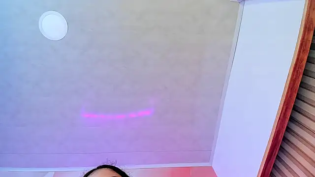 Snapshot of Bella__sweet chatting on 25, 2, 2025 Bella sweet online show from 25, 2, 2025