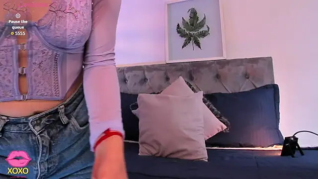 Nami sunny online show from 5, 11, 2025