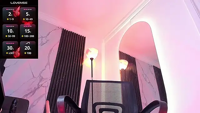 Snapshot of amber__blair chatting on 24, 12, 2024 amber blair online show from 24, 12, 2024