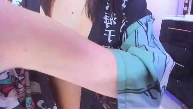 Snapshot of Dollyaa chatting on 3, 1, 2025 Dollyaa online show from 3, 1, 2025