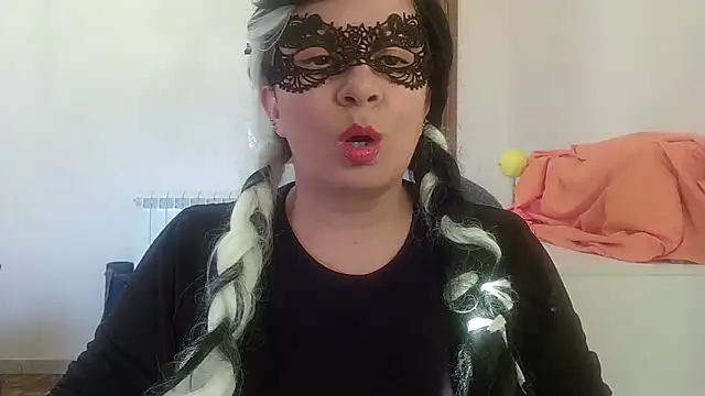 Snapshot of Ninalapiccolina chatting on 26, 11, 2025 Ninalapiccolina online show from 26, 11, 2025