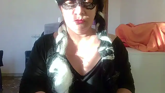 Snapshot of Ninalapiccolina chatting on 17, 12, 2025 Ninalapiccolina online show from 17, 12, 2025