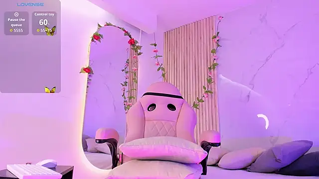 Aria montgomeri online show from 2, 10, 2025