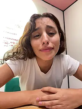 Katee Jones online show from 9, 3, 2025