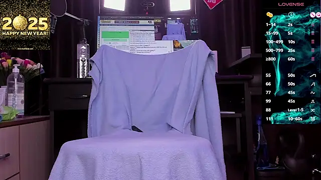 Raissa sky26 online show from 4, 1, 2025