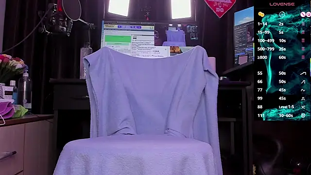 Raissa sky26 online show from 7, 3, 2025