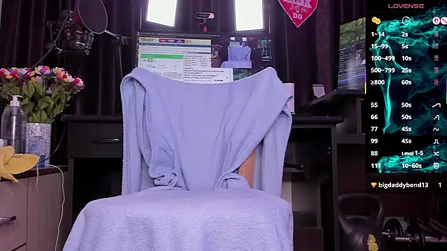 Raissa sky26 online show from 11, 4, 2026