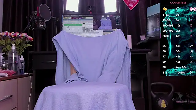 Raissa sky26 online show from 17, 4, 2026