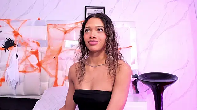 BritneyCollins online show from 12, 10, 2025