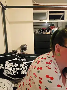 Snapshot of Bunny_Cummings chatting on 14, 9, 2025 Bunny Cummings online show from 14, 9, 2025