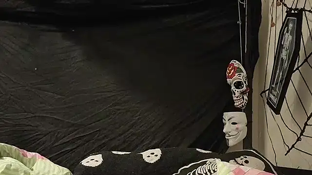 Bunny Cummings online show from 8, 3, 2026