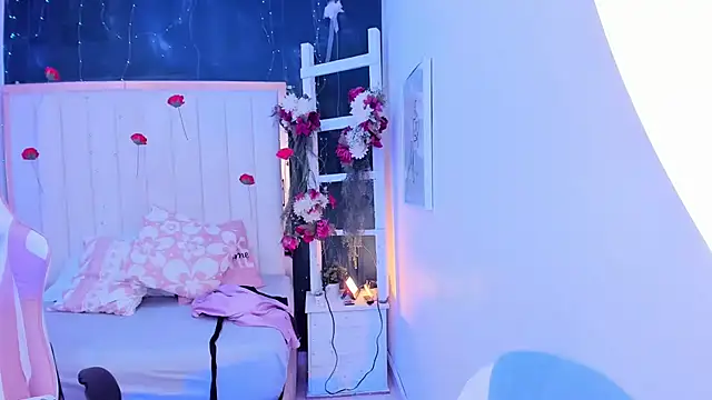 Snapshot of margot_smith_ chatting on 4, 3, 2026 margot smith online show from 4, 3, 2026