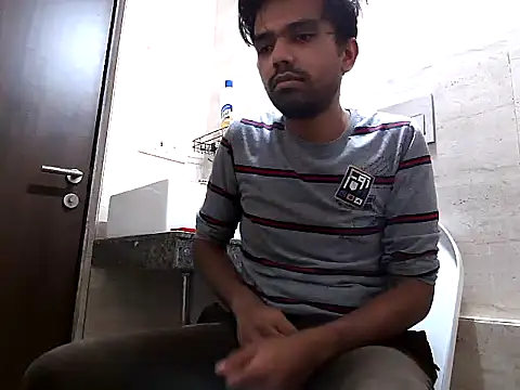 Snapshot of BoyzaraHatke chatting on 19, 7, 2026 BoyzaraHatke online show from 19, 7, 2026