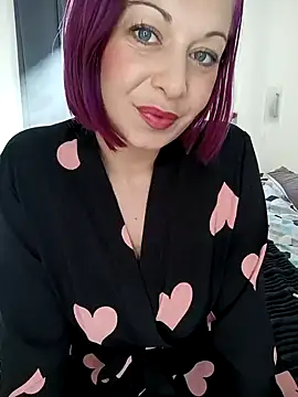 Chaudesquirt online show from 17, 1, 2025