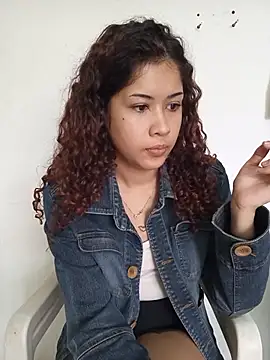 Snapshot of Caccau_scorpion chatting on 7, 10, 2025 Caccau scorpion online show from 7, 10, 2025