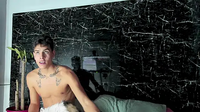 Couplehot  1 online show from 7, 12, 2024