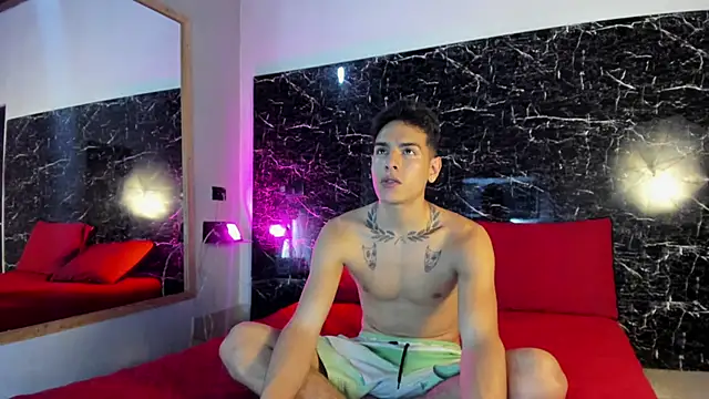 Couplehot  1 online show from 7, 1, 2025