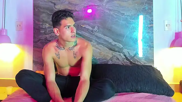 Couplehot  1 online show from 10, 1, 2025