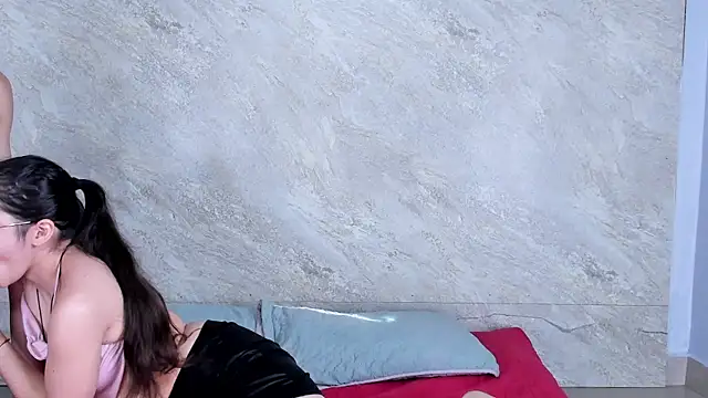 Couplehot  1 online show from 8, 9, 2025