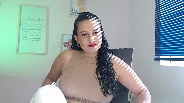 lucy diiaz online show from 25, 1, 2025